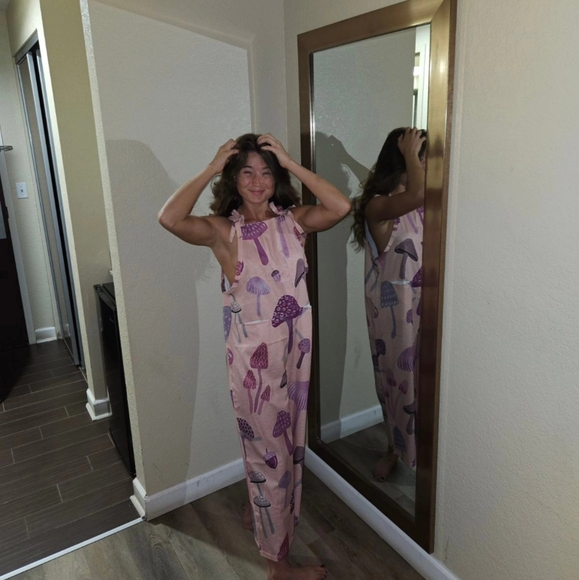 Meet your Posher, Universe - Picture 2 of 6